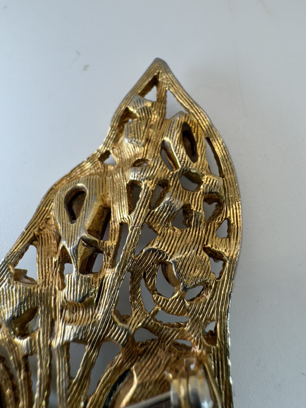 Vintage Leaf Brooch La Roco 50’s Gold Tone 3 1/2” Color Rhinestones Unsigned
