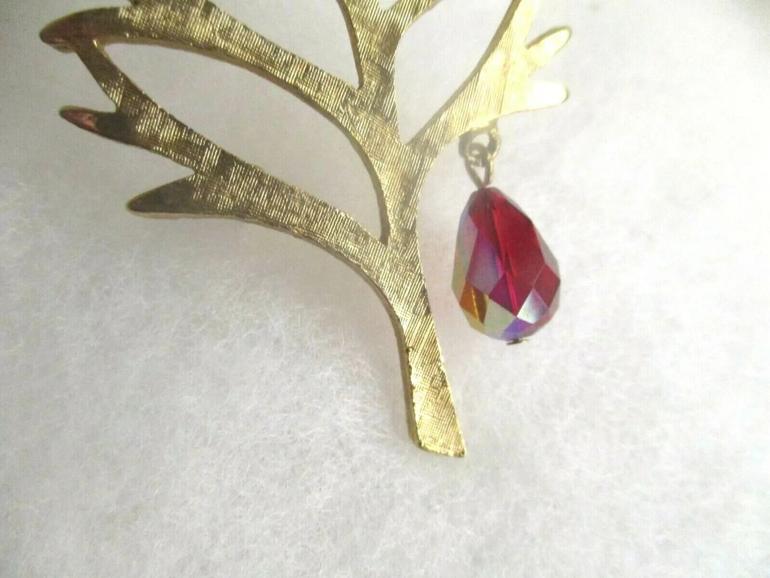 MYLU CHRISTMAS TREE BROOCH RUBY RED DANGLE DROP CRYSTAL AB MINTY RARE STUNNING