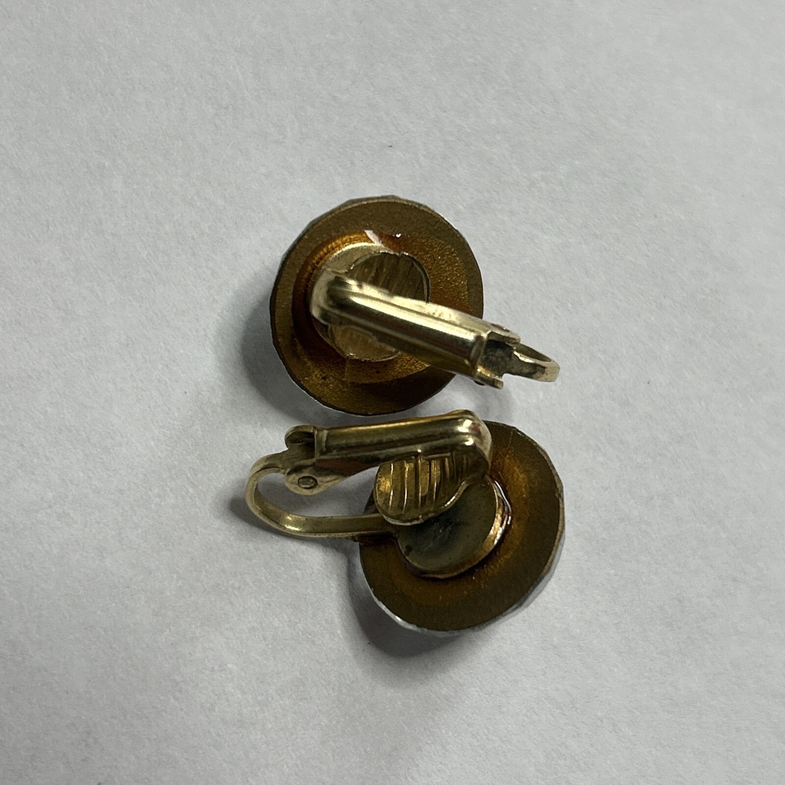 Vintage Costume Earrings – Clear With Blue Center – Gold Accents