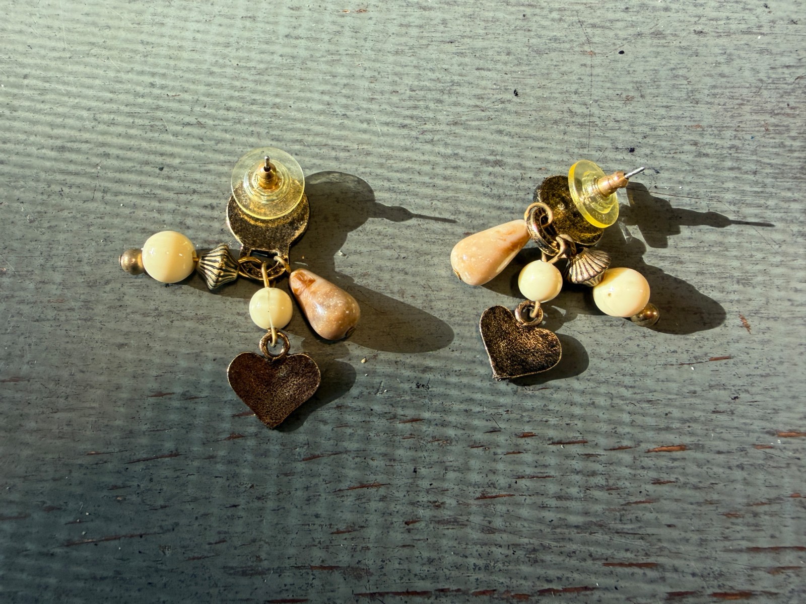 Vintage heart dangle earrings mixed beads boho charm gold tone drop