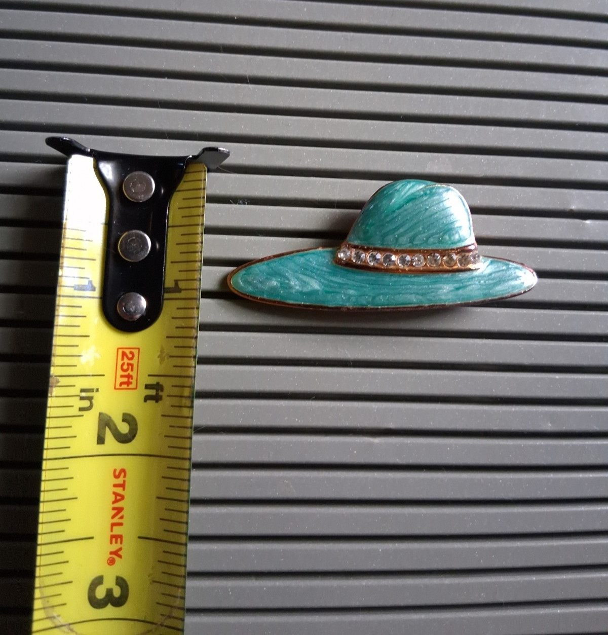 VTG Colormates Enamel Rhinestones Hat Pins Sawdust Art Deco Woman In Red Brooch