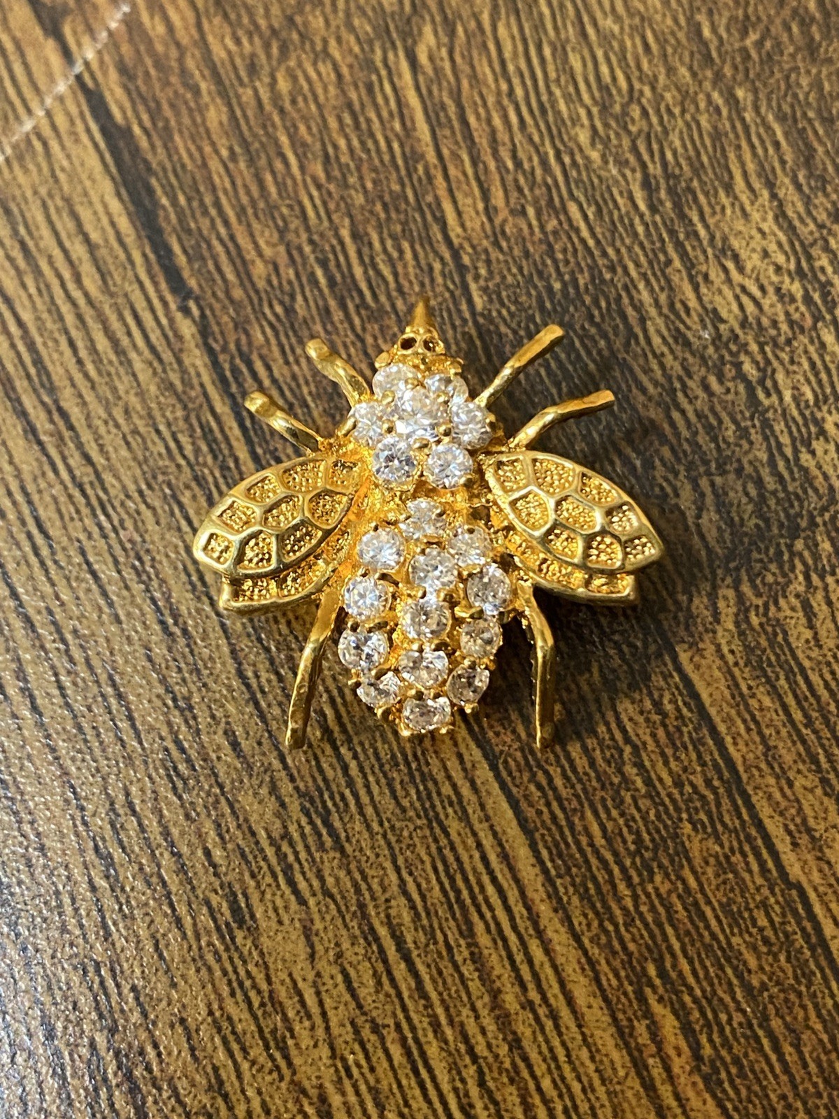 Vintage Dee Berkley Jewelry DBJ Bumble Bee Brooch Pin Pendant 14KGE Rhinestones