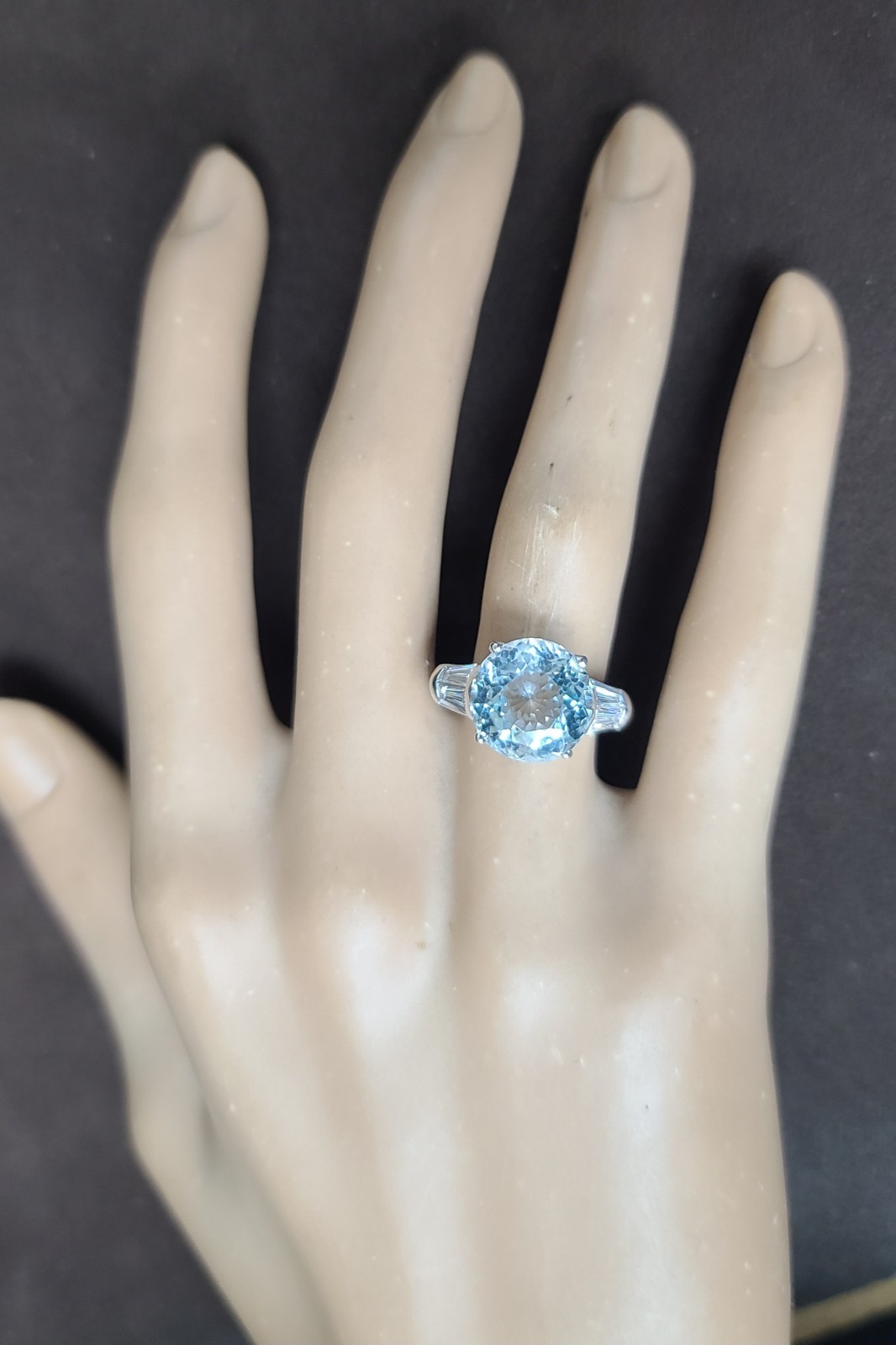 Vintage Platinum Engagement Ring 6.67ct. Natural Sky Blue Aquamarine Round Cut