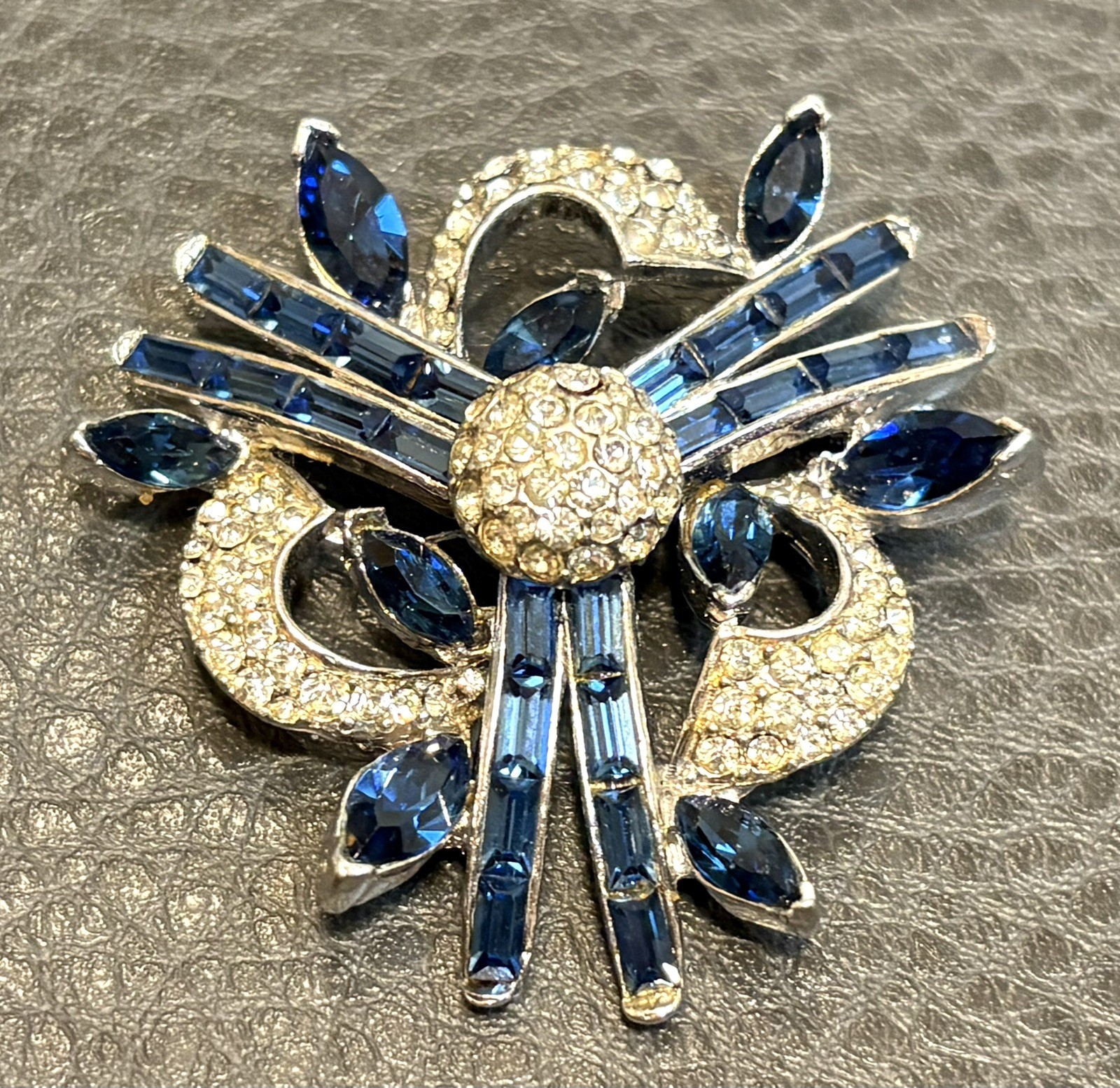 AMAZING Flower Blue Clear Pave Rhinestone Vintage High End Well Made Brooch