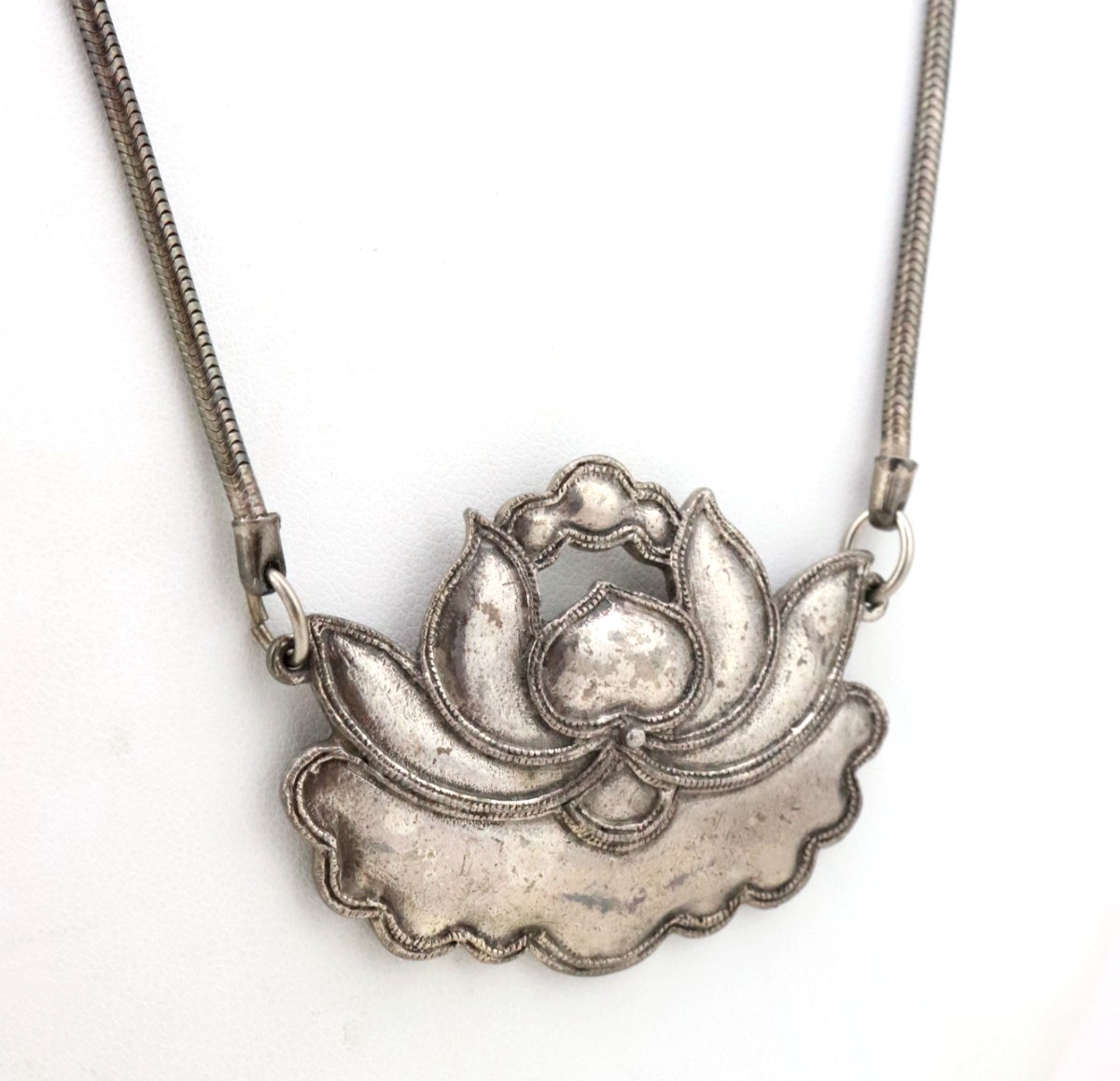 20″ Vintage Alva Museum Replicas Lotus Flower Necklace Antique Silver Tone