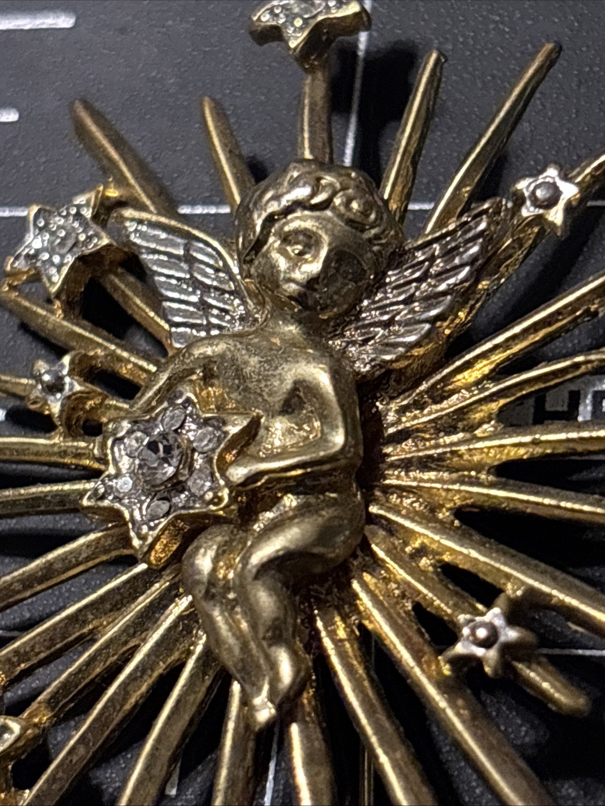 Large Starburst Angel Cherub Brooch