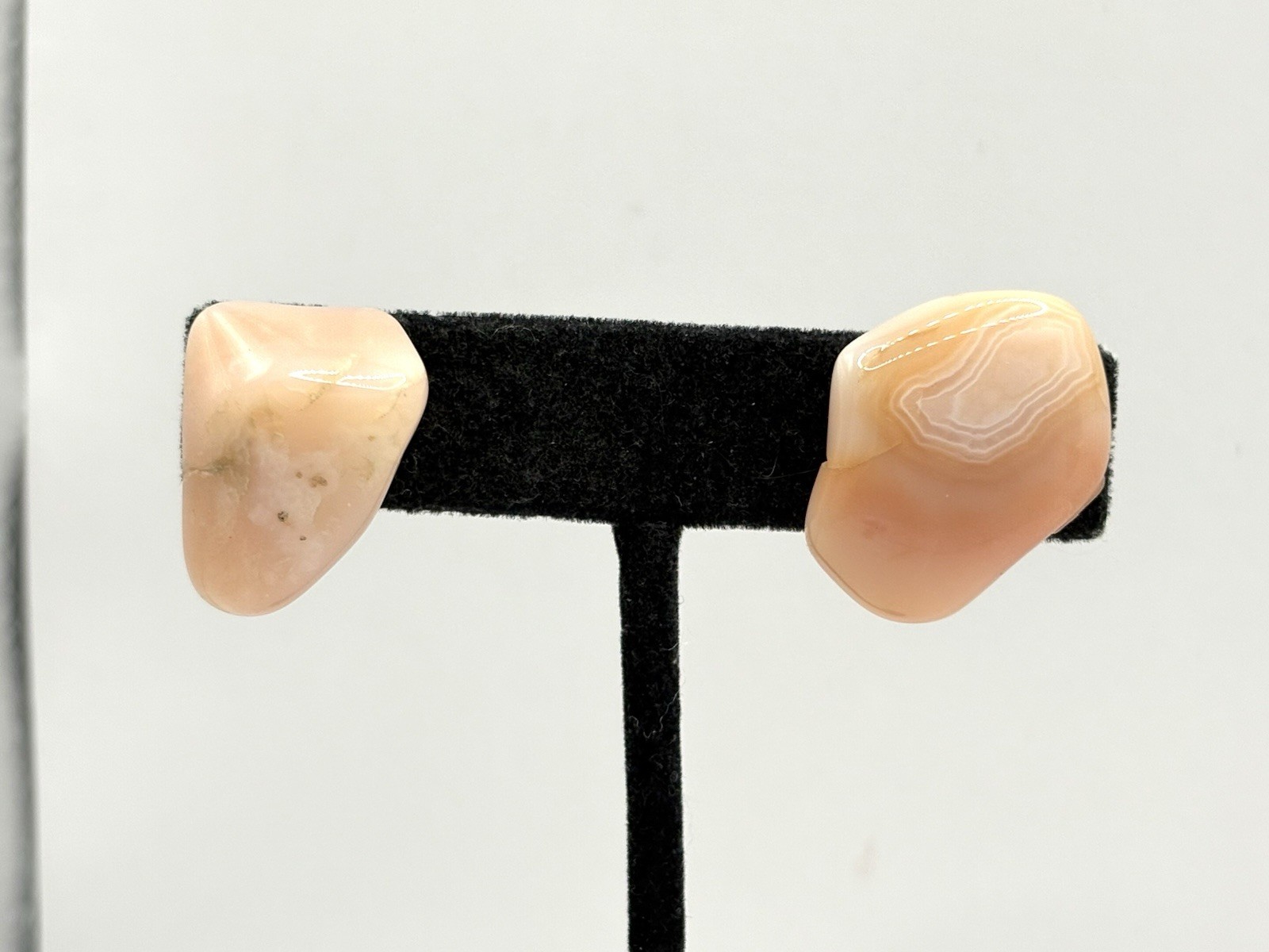 Dyed Peachy Pink Freeform Agate Clip On Earrings VTG