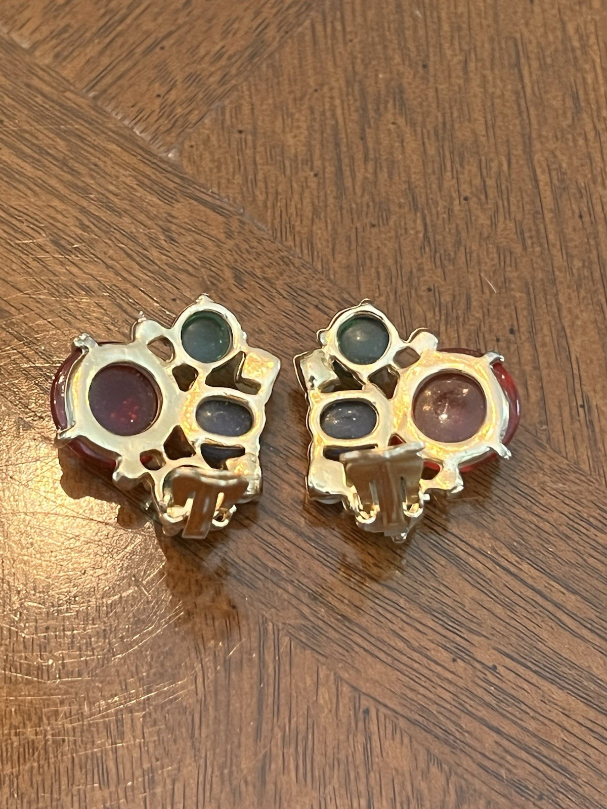 Vintage Moghul Multicolor Glass Cabochon Faux Pearl Stud Earrings Gold Tone Nice