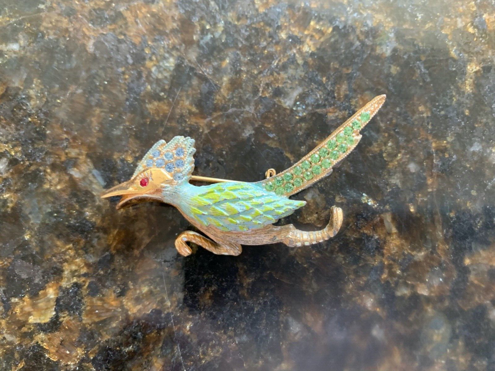 VTG Vintage Gold Tone Blue Rhinestone Roadrunner Brooch Pin All stones in tact!