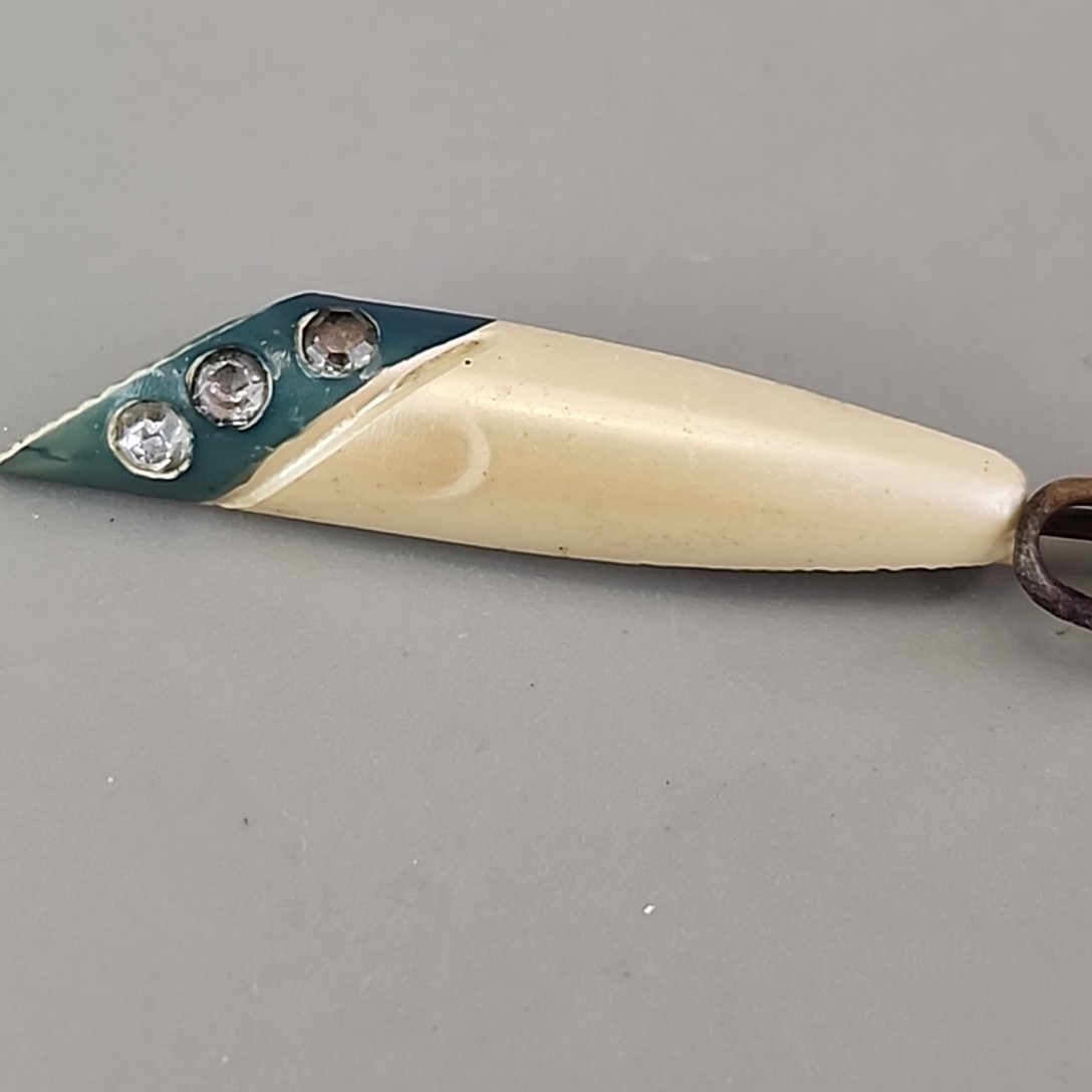 Vintage Celluloid Jabot Brooch Rhinestones Stick Pin 4.25″