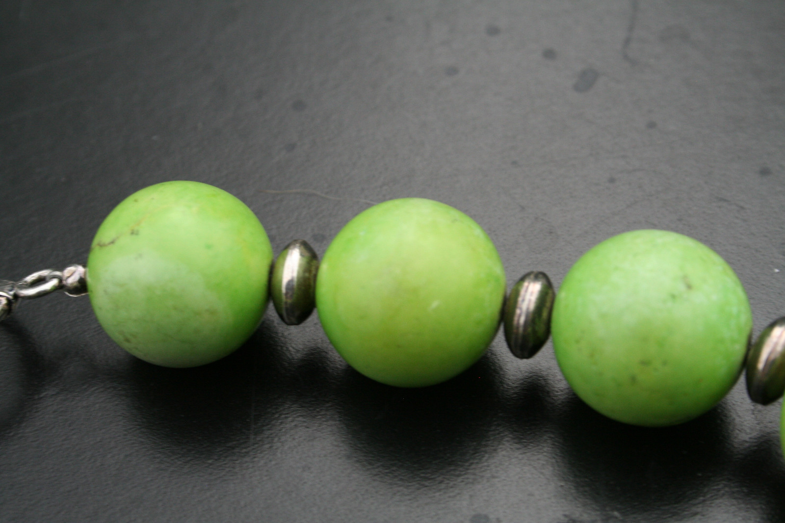 Vintage Dyed Green Agate Necklace 17″ Silver Tone Spacers 19 3/4″ or 18mm Beads
