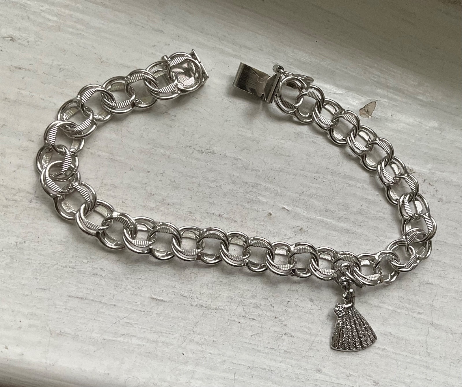 Vintage DYNASTY USA Starter SILVER CHARM BRACELET Wearable 7 1/4” Engraved