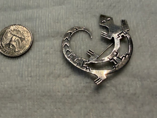 Geico Sterling Pin – 2″ by 1.5″ – Pin is Pre-owned – Quarter Not Included
