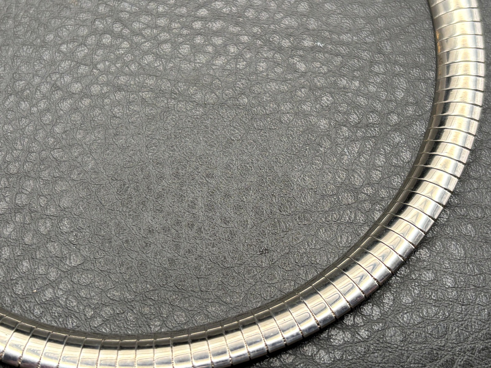 Vintage Thick Silver 9.5MM Omega Necklace Collar Chain 16.5” Lobster Clasp
