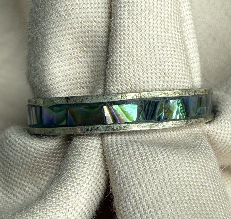 Vintage Abalone Shell Inlay Ring Band Boho Estate Jewelry Size 8