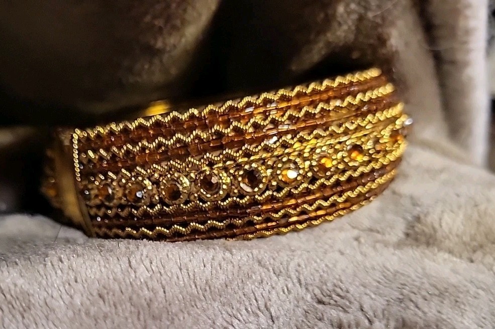 1990’s Vtge Jeweled and Beaded Cuff Bracelet with Spring Hinge In Good Condition