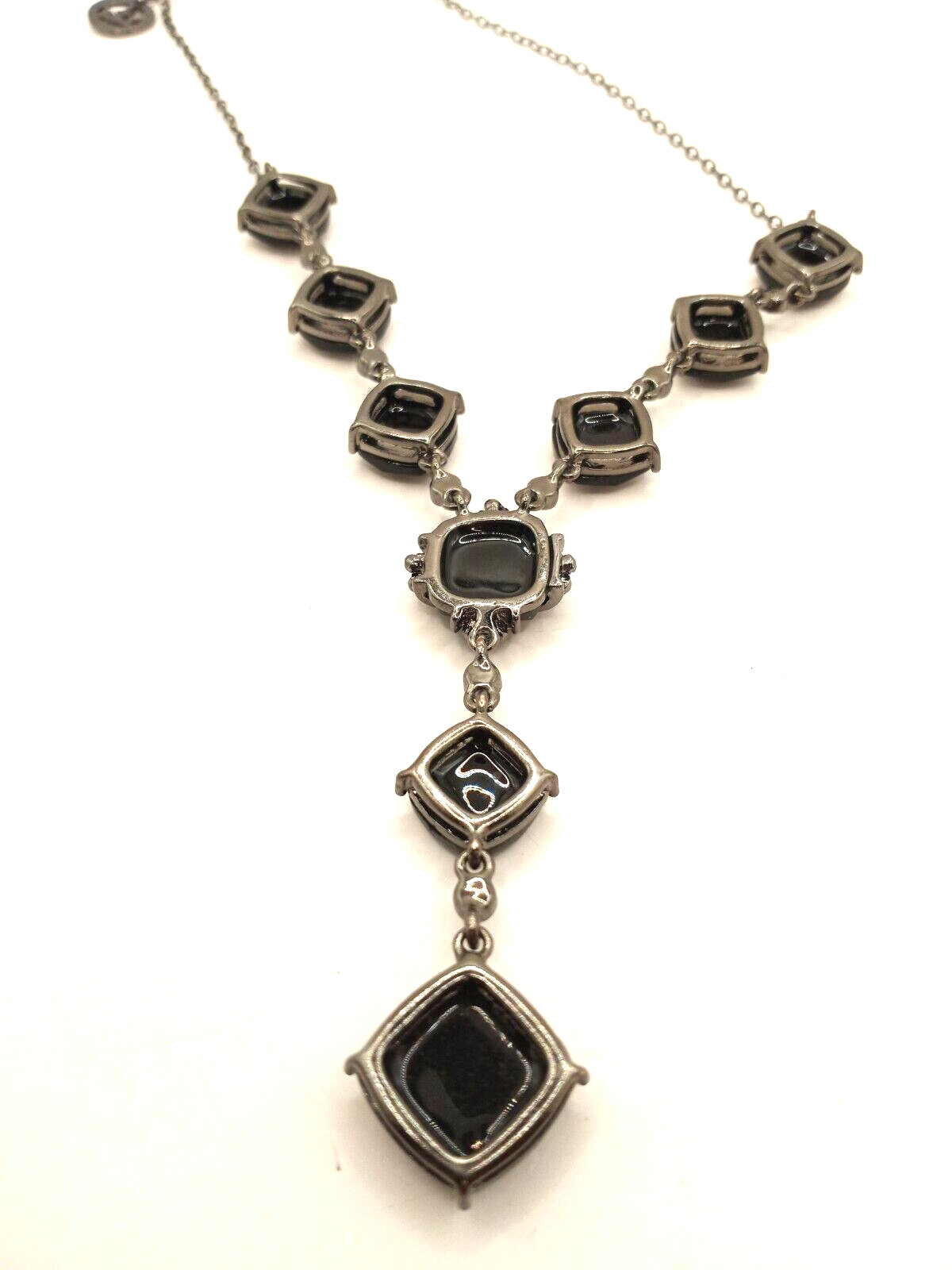 Beautiful Crown Trifari Black Acrylic Faceted Stone Y-Drop Necklace