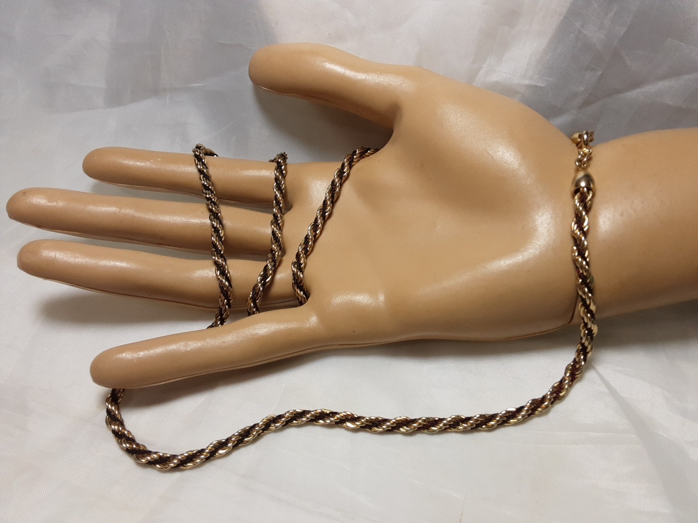 Necklace Gold Tone Metal & Blackish Tread Twisted 24″ Vintage Jewerly