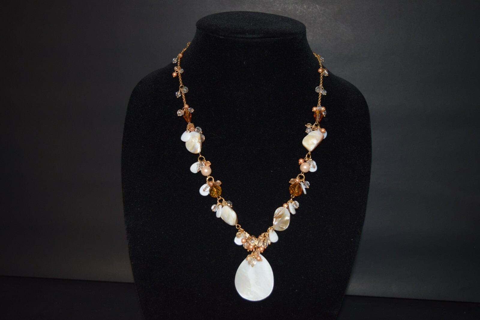 Signed PD Premier Designs shells and beads necklace