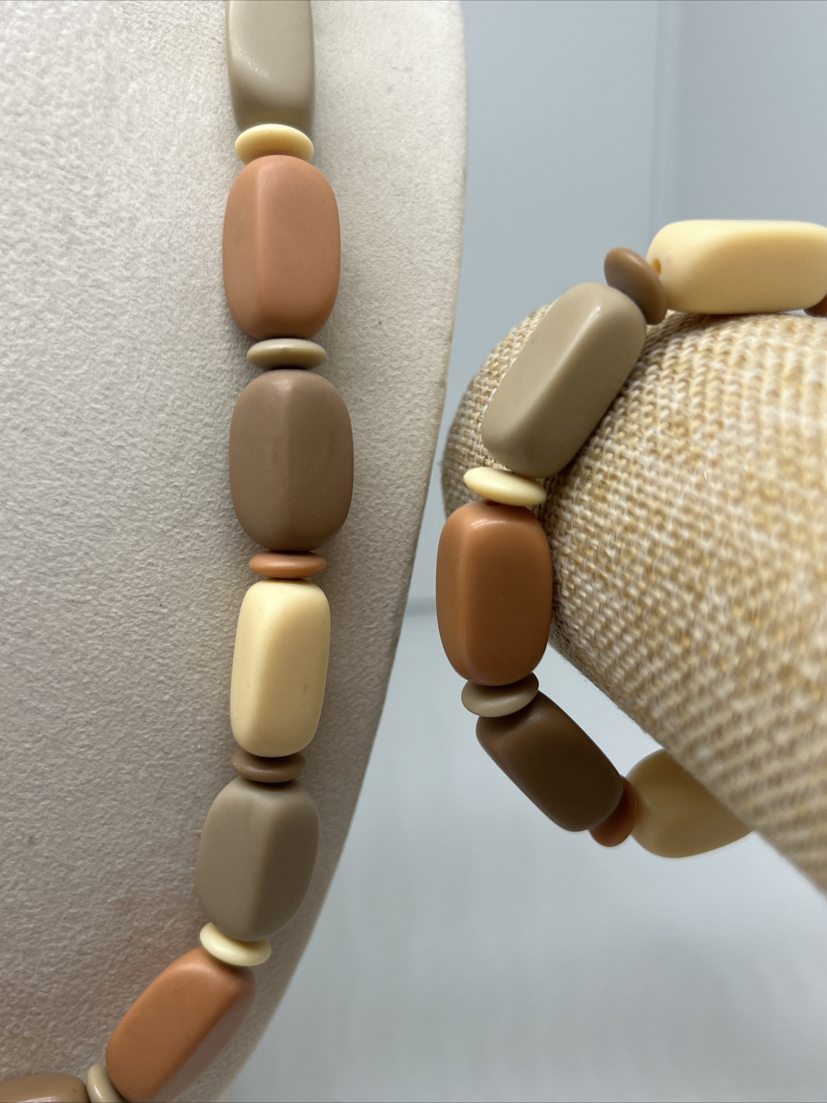 Vintage 1985 Napier Earthtones Necklace Bracelet Set Lisa Bertolli Resin Bead