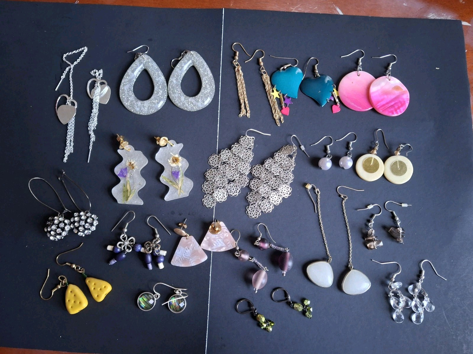 Lot Of 19 Modern/Vintage Earrings Pairs Pierced, Dangle, Hooks multicolor