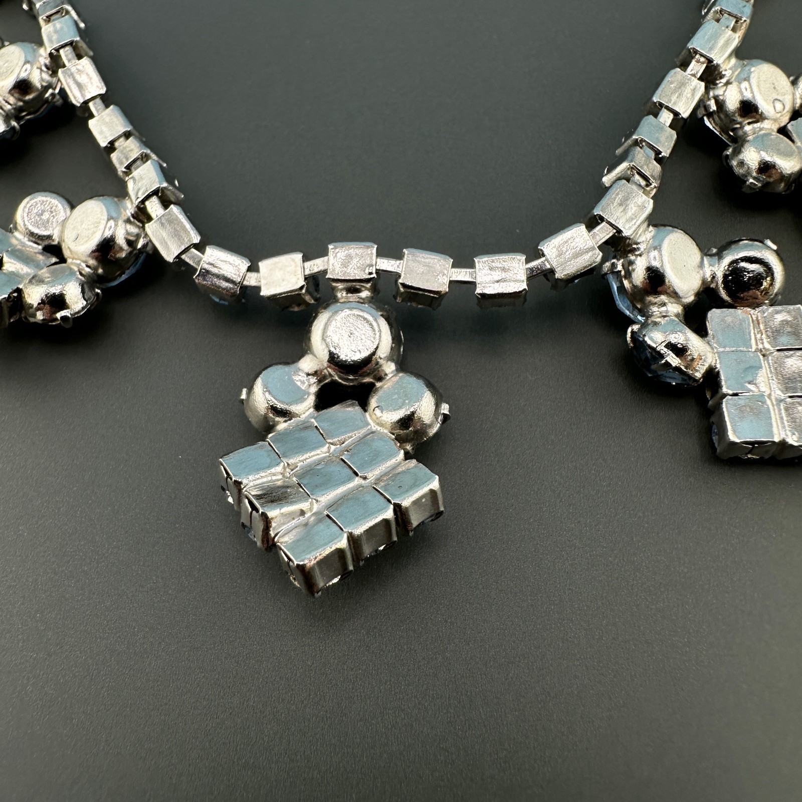 Vintage Blue Rhinestone Collar Necklace Prong Set Cup Chain Cluster Drops 14″