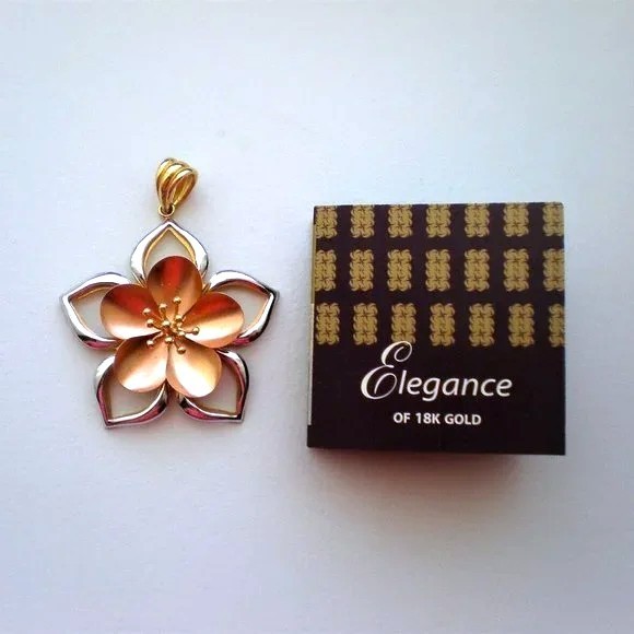 NEW NWT Designer Solid 18K Tri Color Yellow Rose White Gold 3D Flower Pendant