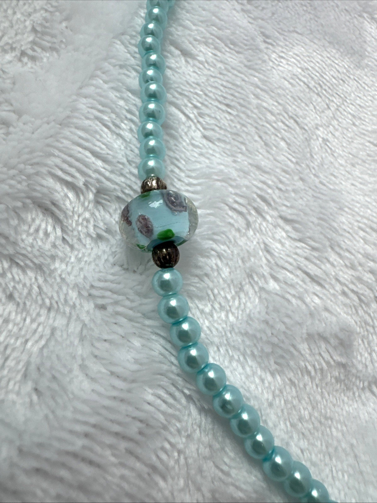 Vintage Light Blue Teal Gold Pearlescent Murano Art Glass Rose Beaded Necklace