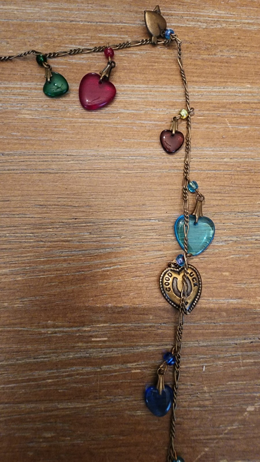 VTG Glass Works Studio G.W.S Signed Glass Hearts Charm Necklace – 42″ Length Wow