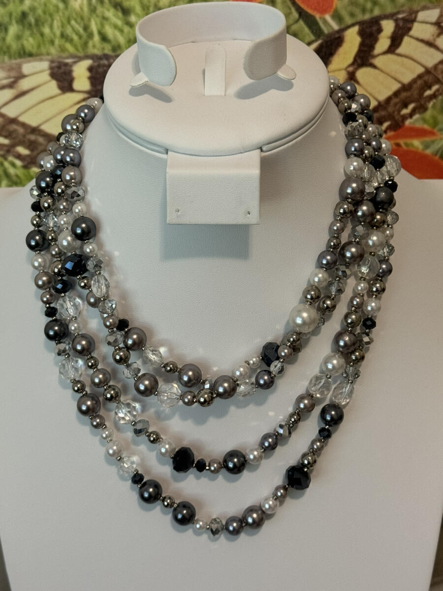 Vintage Signed Cookie Lee Glass Bead Faux Pearl Multi Strand Necklace