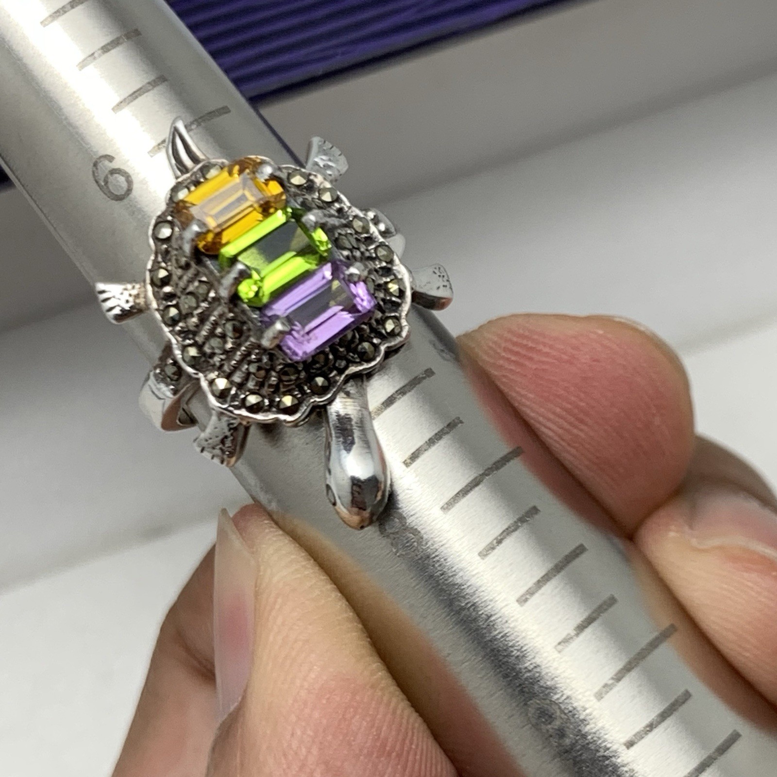 Vtg Turtle Ring w Moving Head 925 Sterling Silver Multi Colored Gem / Marcasite