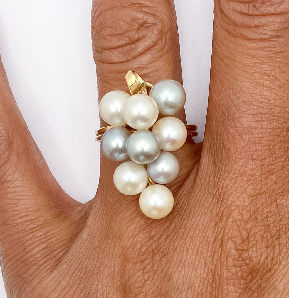 Vintage 14K Yellow Gold Gray and White Pearl Size 7.5 Cluster Ring