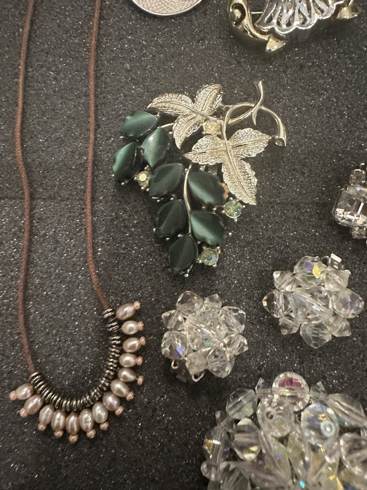 Vintage Estate Costume Jewelry Lot! Brooches and more!