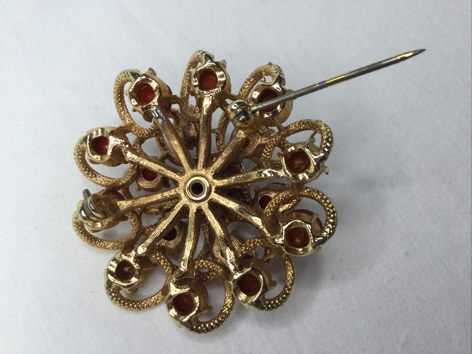 Vintage Sunburst Flower Swirl Brooch Pin Carnelian Goldtone 2” Multi Stone Retro
