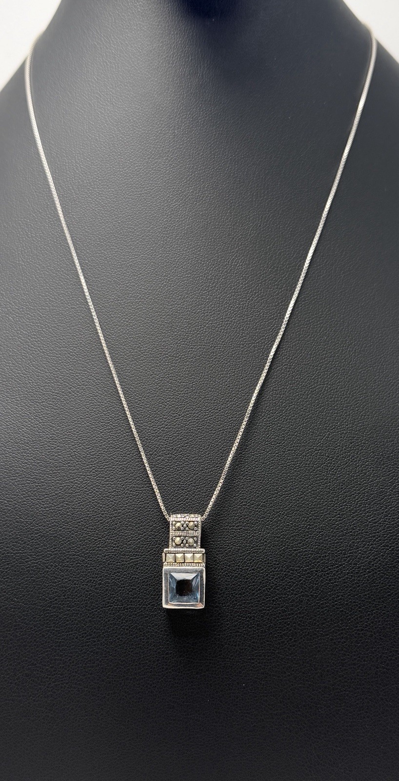 Sterling Silver Marcasite Blue Crystal Glass Art Deco Style Pendant 18′ Necklace