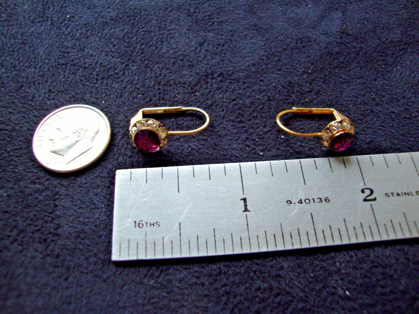 VINTAGE PETITE AUSTRIAN CRYSTAL PURPLE & CLEAR CLUSTER DROP GOLD TONE EARRINGS