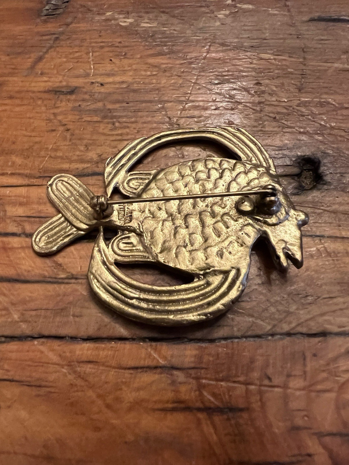 Vintage Signed Alva Studios Mayan Modernist Fish Brass Museum Replica Brooch Pin