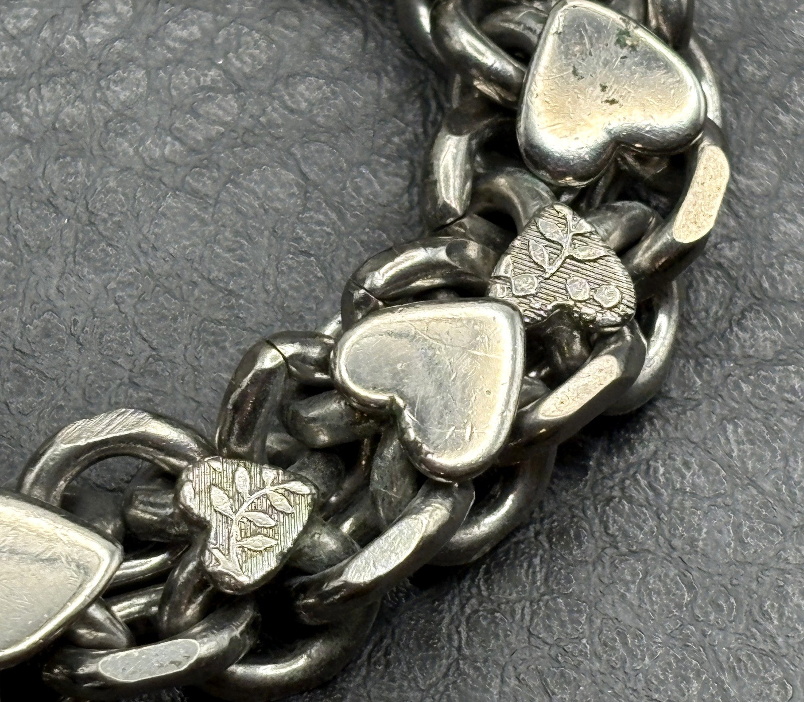 Vintage Heavy Chunky Silver Tone Heart Charm Starter Cuban Link Chain Bracelet