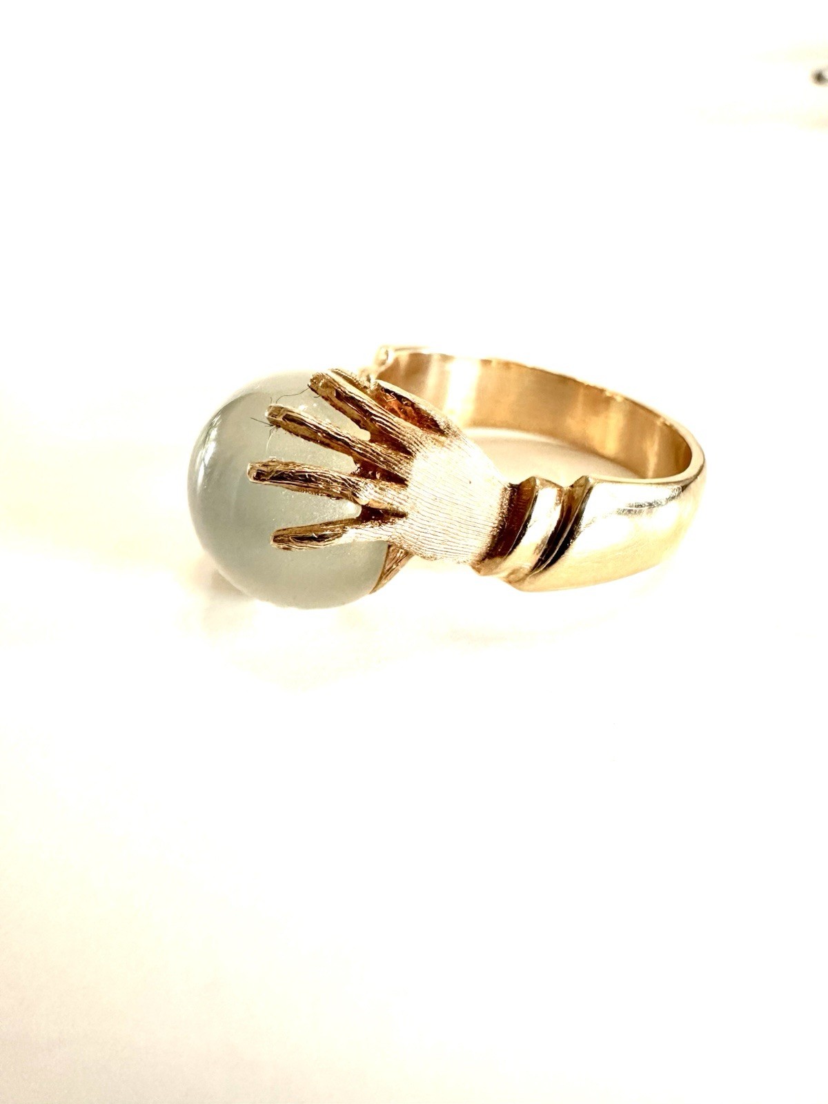 Carl K.Gumpert Collectible 14 K Y/G Fortune Teller Moonstone Ring Signed