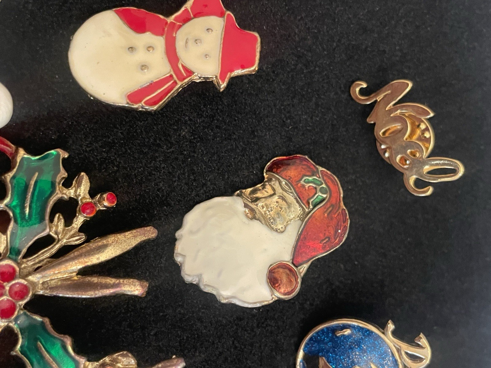 VTG Christmas Brooch Pin Lot ENAMEL RHINESTONE Santa Angel Cane Wise Men Noel