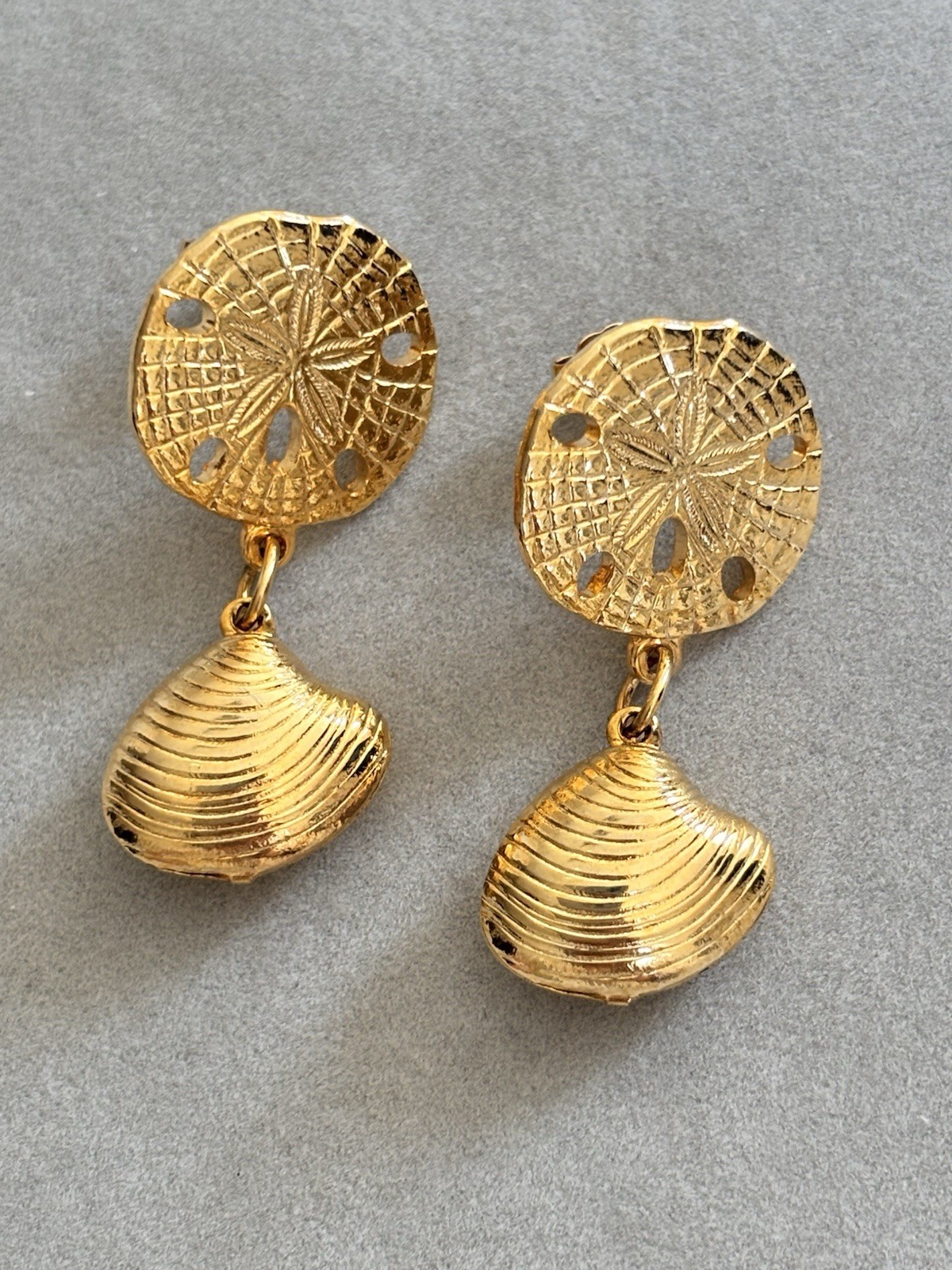 Vintage Gold Tone Shell and Sand Dollar Drop Earrings 39mm Long Great Condition