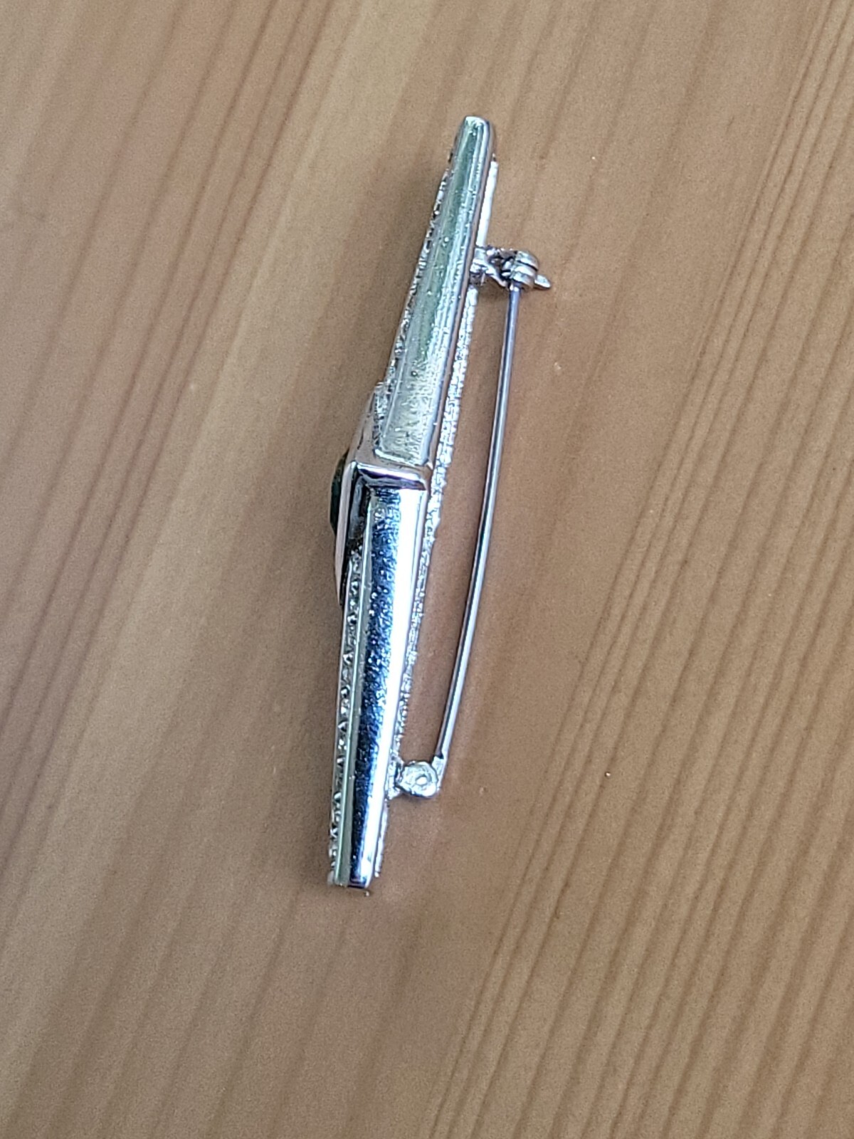 HENKEL & GROSSE Silver Tone Green Stone Rhinestones Bar Brooch Pin RARE 1980’s