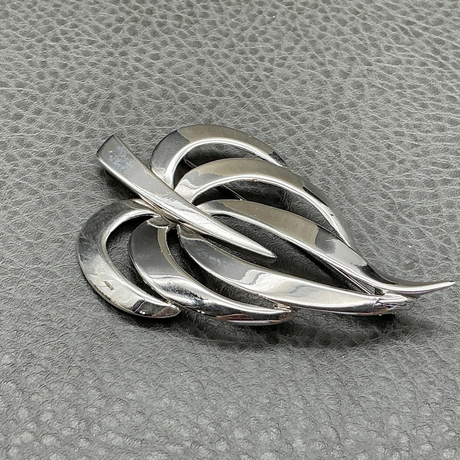 Vintage Napier Brooch Leaf Silver Tone Layered Abstract Nature Costume Jewelry