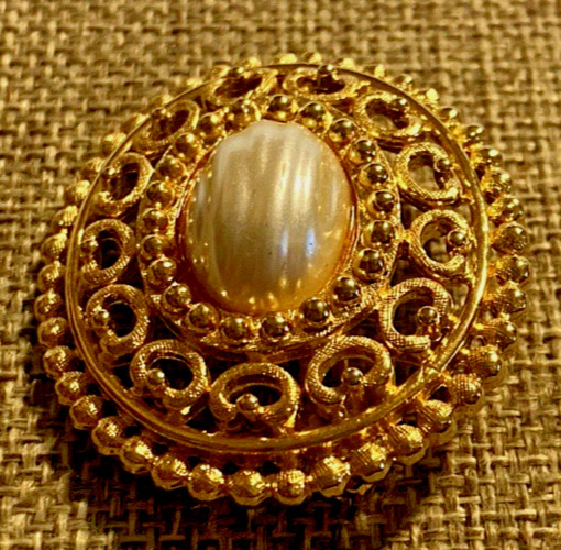 Vintage Brooch Pin Lot of 4 Gold Tone Swirl, Ribbon, Faux Pearl, Oval Teardrop
