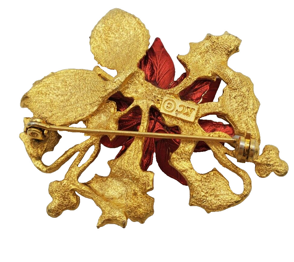 Vintage Mistletoe Flower Gold/ Red Brooch Pin