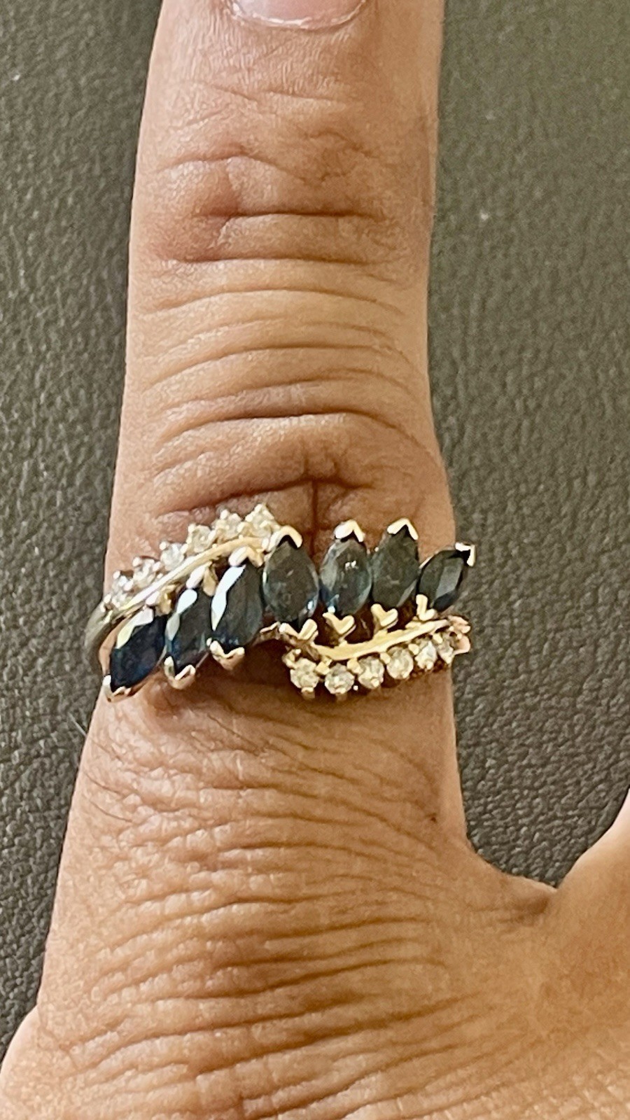 14KT Yellow Gold 0.12CTW Diamond & 1.20CTW Sapphire Ring. S8.25 (BU155)