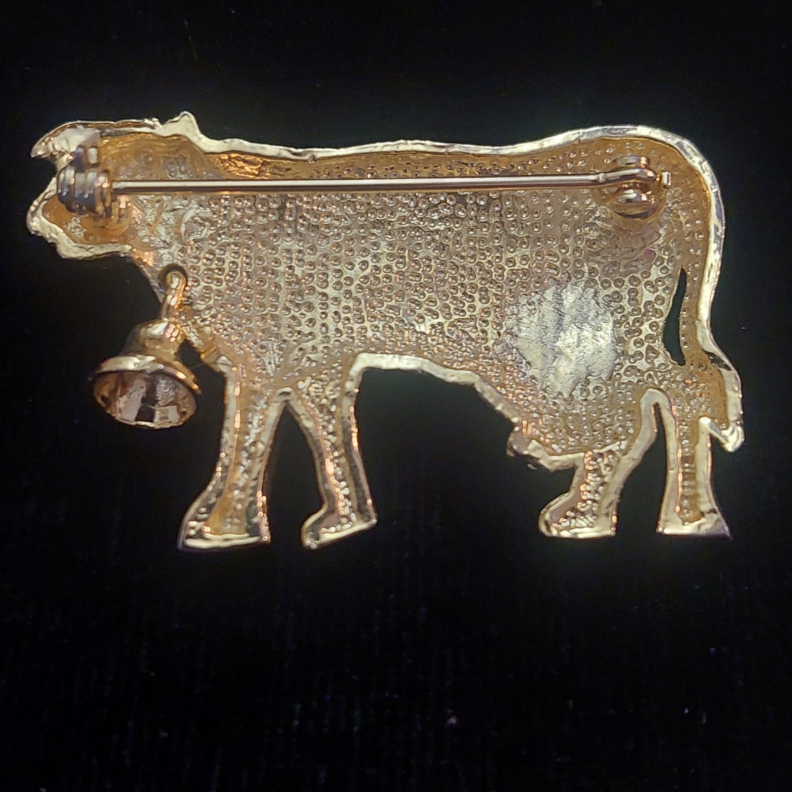 Vintage Estate Costume Jewelry Enamel Cow Pin Brooch with Bell