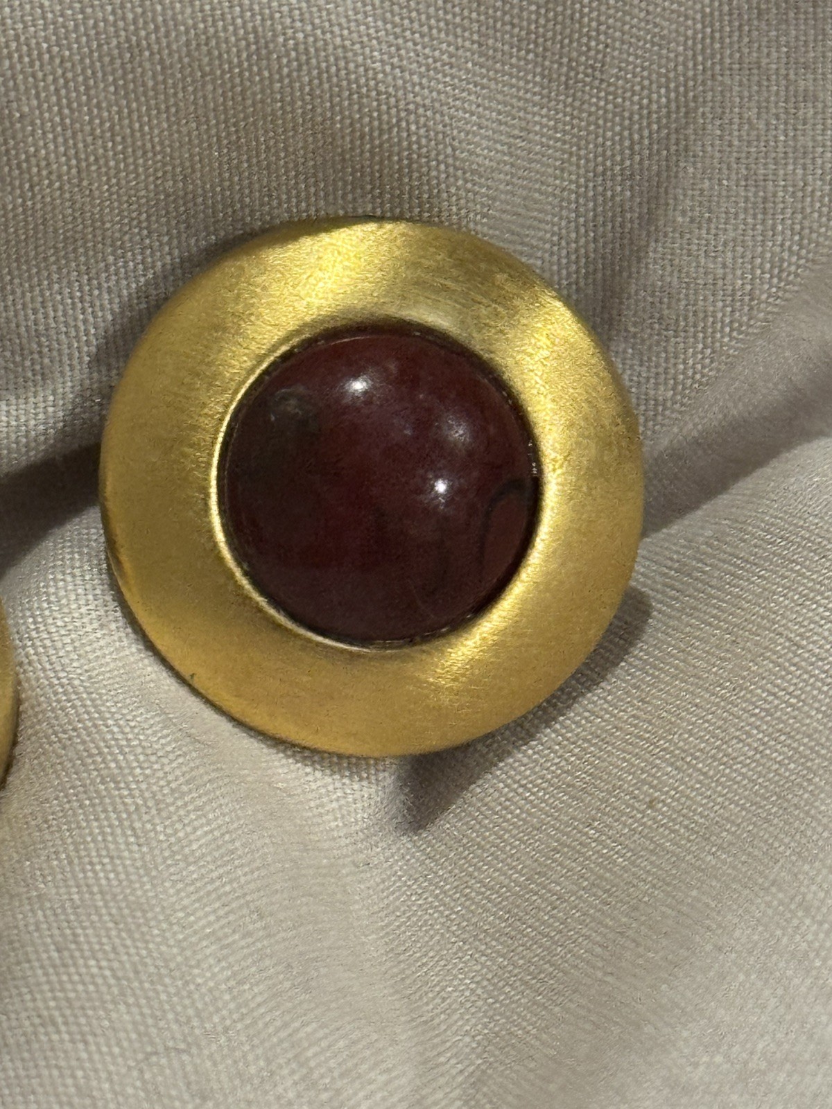 Monet Vintage Redish Brown & Gold Circle Clip On Earrings