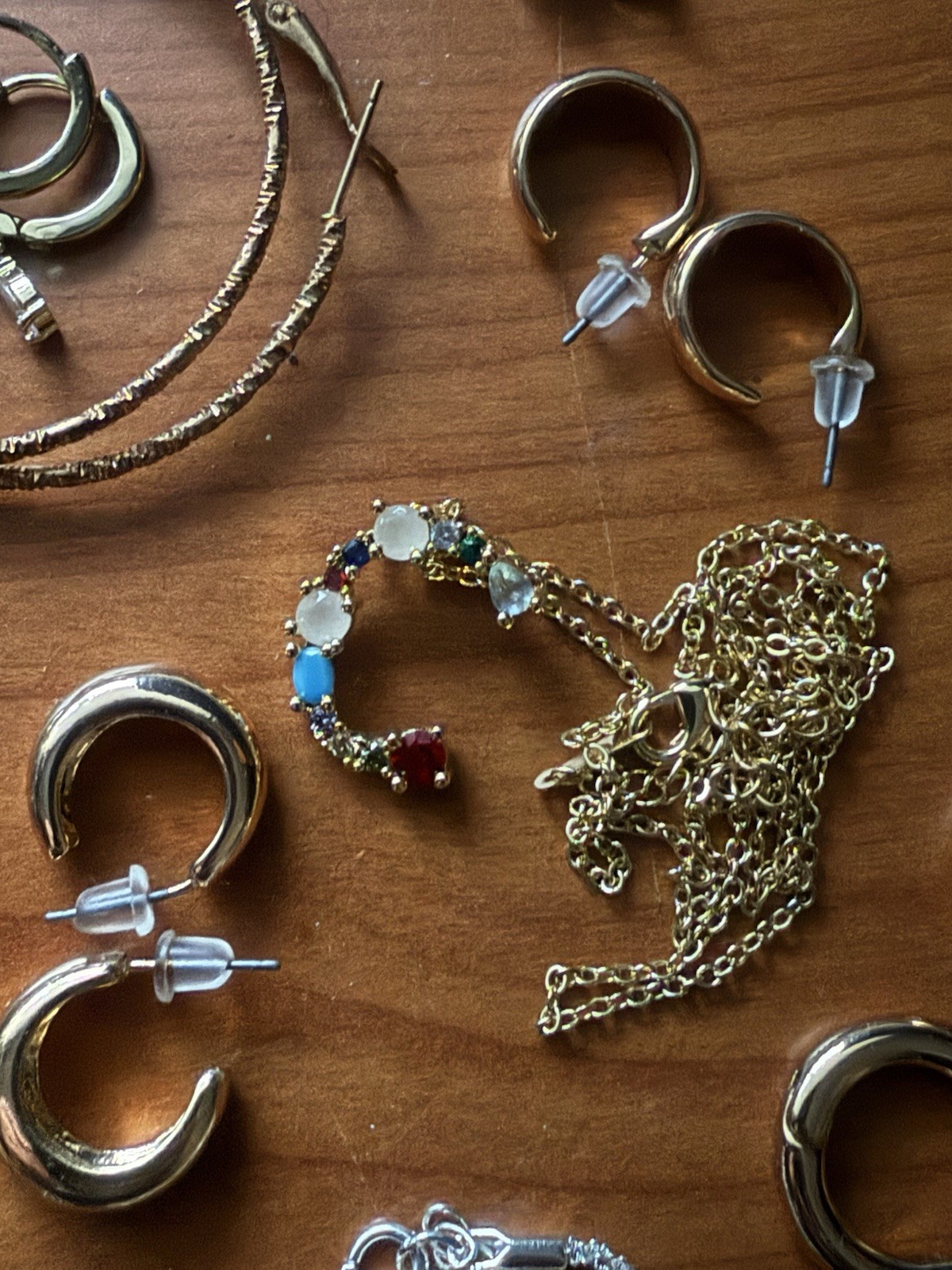 Lot 35+ Modern FASHION JEWELRY Rings, Necklaces, Earrings All Wearable!!