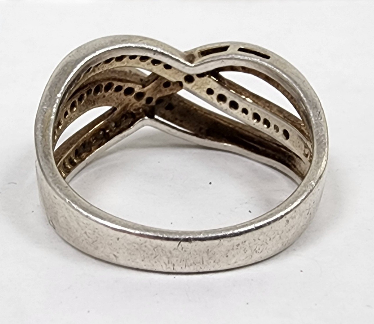 DBJ Diamond (Tested) Sterling Silver 925 Crossover Band Ring Size 8 Pre-Owned